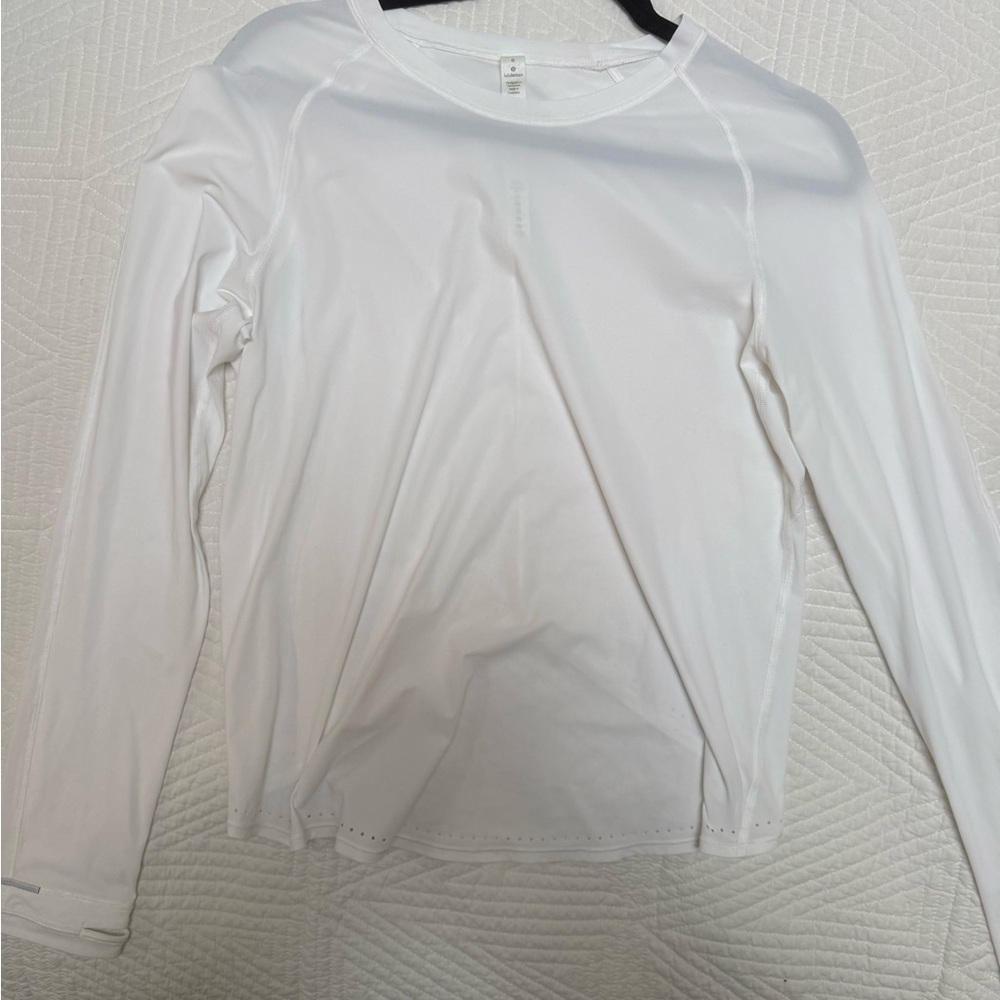 lululemon Swiftly Tech Long Sleeve Crop – White – Size 6